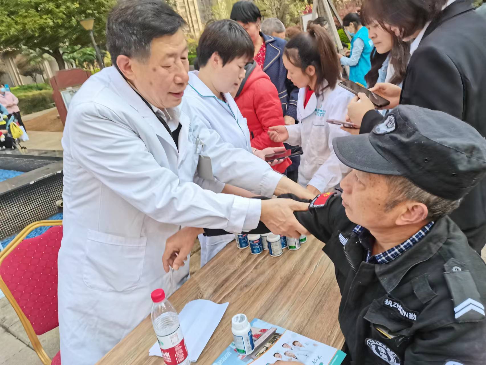 弥勒最新24小时高价回收医保长沙方法分析(最方便真实的弥勒长沙医废处理方法)